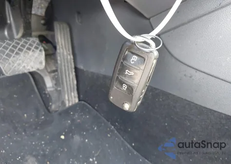 2015 Volkswagen Jetta 1.8T Se z USA, uszkodzony, nr VIN 3VWD17AJ3FM297668